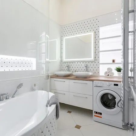 Daire Luxurious In Liszt Ferenc Square *